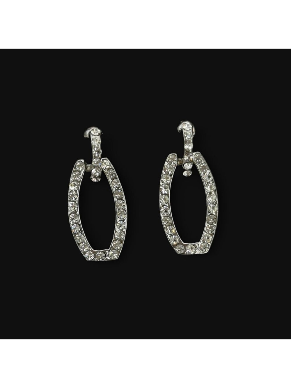 Delicate Clear crystal Earrings in Silver Tone 🆕